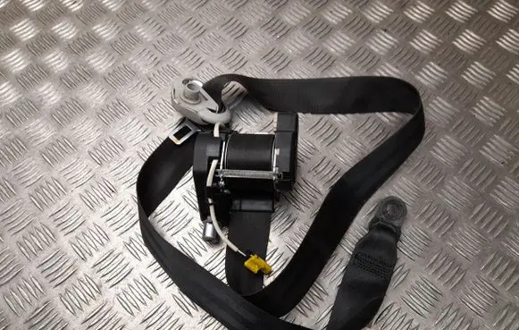 Volkswagen Caddy Front seatbelt 2K5857806C