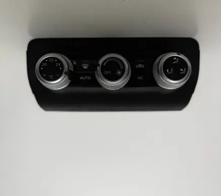 Audi A1 Climate control unit 8XO820043A