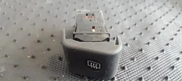 Windscreen/window heater switch