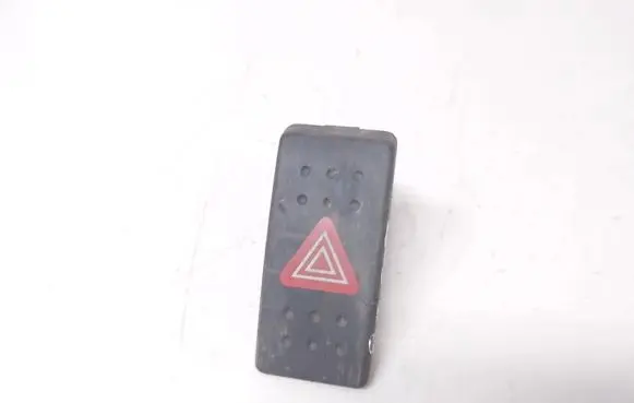 Suzuki SX4 Hazard light switch niles06019