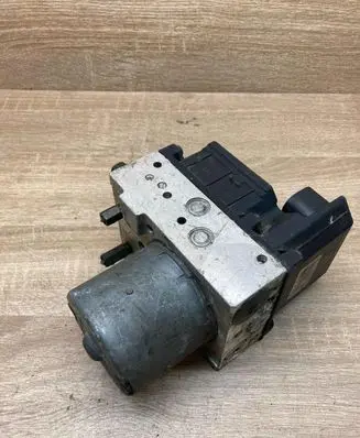 Toyota Corolla Verso AR10 ABS Pump 895410F010 445400F010