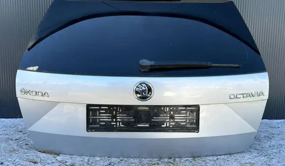 Skoda Octavia Mk3 (5E) Truck tailgate
