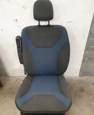 Opel Vivaro Front driver seat 