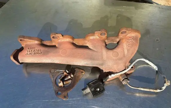 Mercedes-Benz Sprinter W906 Exhaust gas temperature sensor A0009051206 A6511420701