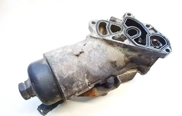 Citroen C3 Oil filter cover 