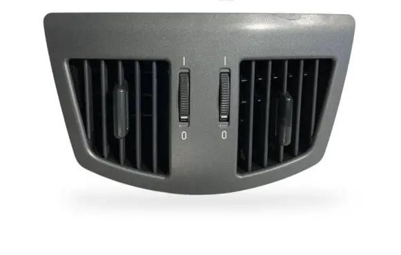 Rear air vent grill