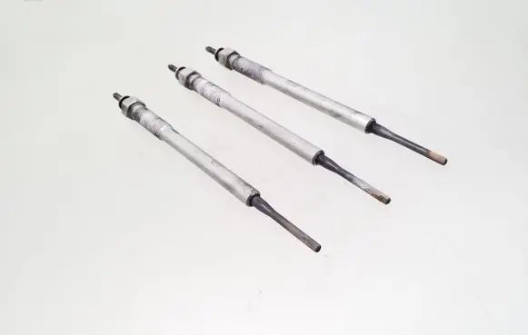 Toyota Avensis T250 Glow plug DG245