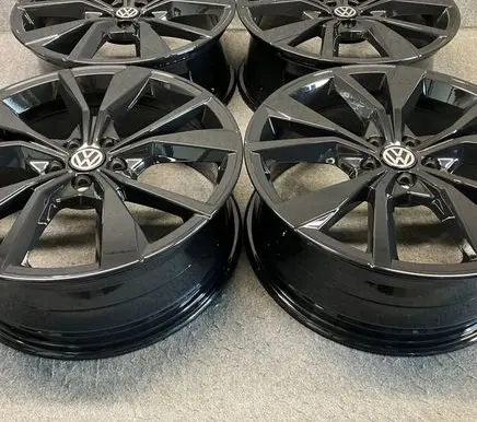 Volkswagen Taigo R18 alloy rim 2G7601025F