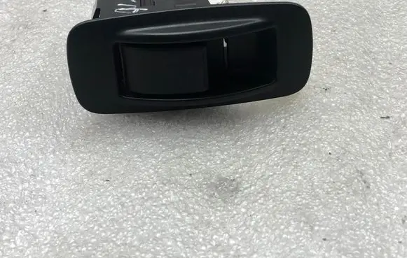 Toyota Corolla Verso AR10 Electric window control switch 848100F010