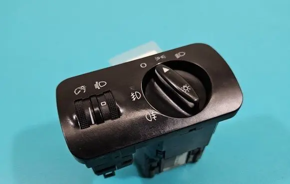 Light switch