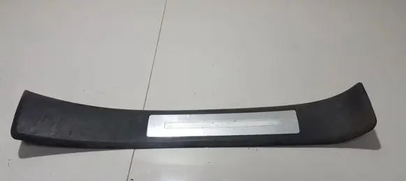 Audi A4 S4 B7 8E 8H Front sill trim cover 8E0853376C