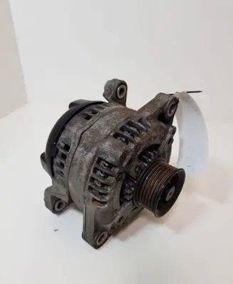 Hyundai Santa Fe Generator/alternator 373002G061