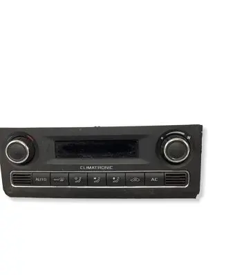 Skoda Fabia Mk2 (5J) Climate control unit 5J0907044C
