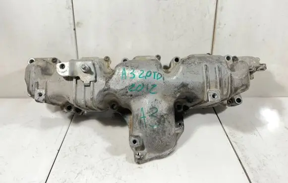 Audi A3 S3 A3 Sportback 8P Intake manifold 03L129711E 1024113S01