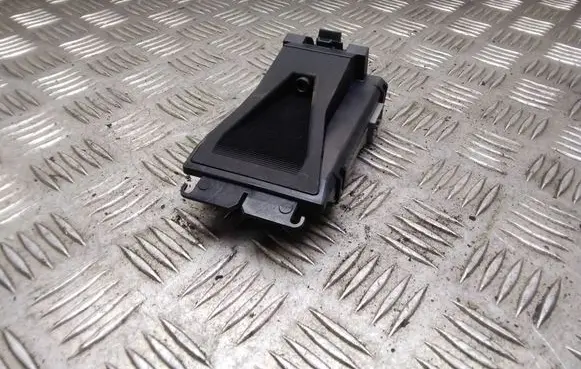 Windshield/windscreen camera