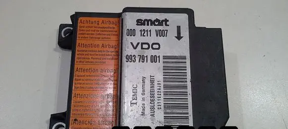 Smart ForTwo I Engine control unit/module 000791001