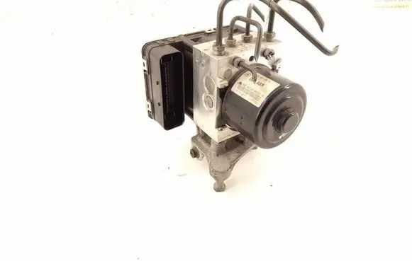Mercedes-Benz C W204 ABS Pump 1724312912 1724313012
