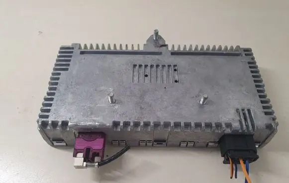 Antenna control unit