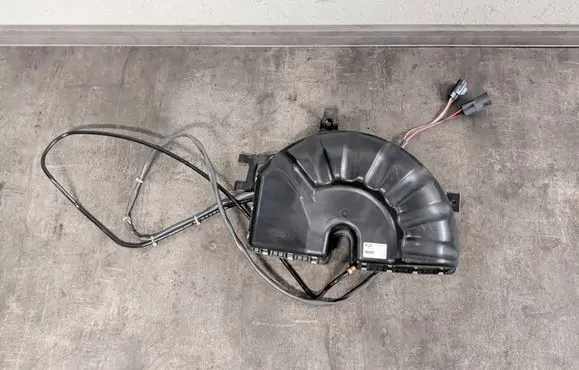 Land Rover Range Rover L405 Air suspension compressor/pump CPLA3B484AD 877750 19092012