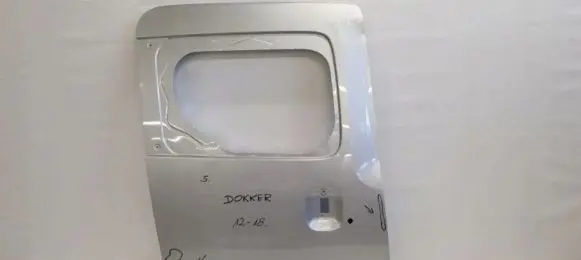 Dacia Dokker Rear door