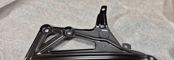BMW X1 F48 F49 Fender mounting bracket 7427129