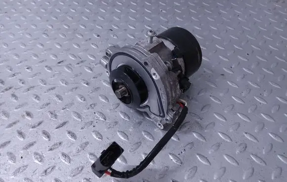 BMW X5 G05 Water pump 11519886720 9886720 11518490649