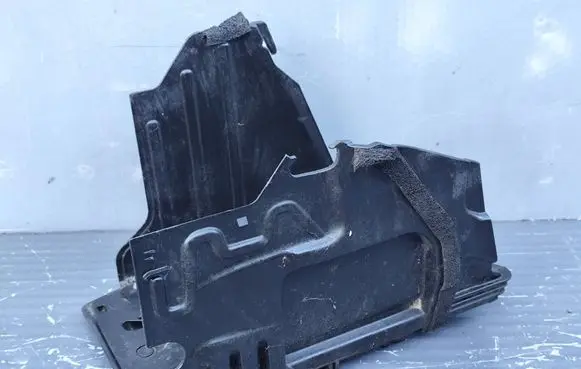 Volvo V60 Battery tray 31299569