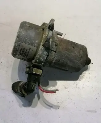 Opel Zafira C Vacuum pump 13398752