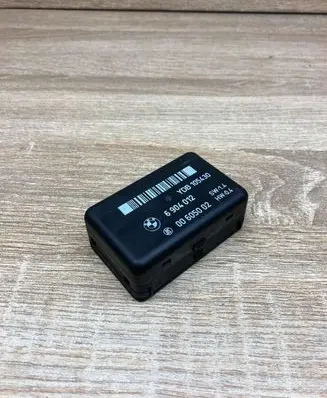 BMW 5 E39 Rain sensor 6904012 00605002