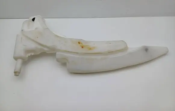 Ford Focus Windshield washer fluid reservoir/tank XS4117618CH