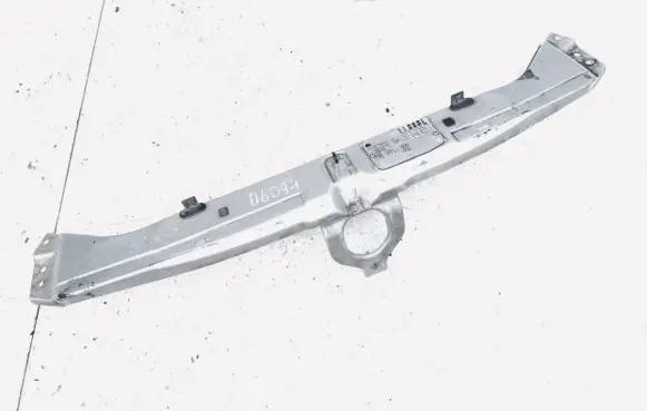 Mercedes-Benz E W210 Radiator support slam panel 77180883 21023510