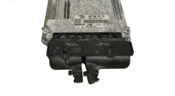 Skoda Octavia Mk2 (1Z) Engine control unit/module 03G906021MC 1039S16961 0281013299