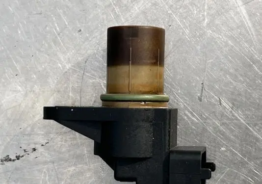 Mercedes-Benz S W220 Camshaft speed sensor A0031539728