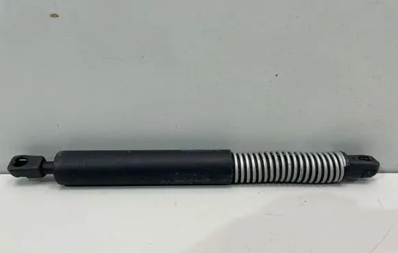 BMW 5 G30 G31 G38 Tailgate strut 7390412