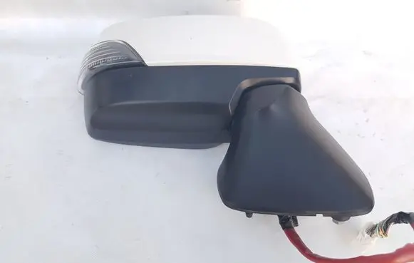 Subaru Outback (BT) Front door electric wing mirror