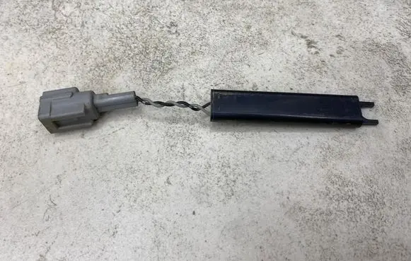 Nissan Pathfinder R51 Keyless system antenna 