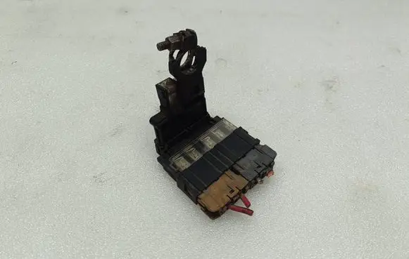 Suzuki Grand Vitara II Positive cable (battery) 