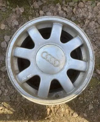 Audi A6 S6 C4 4A R15 alloy rim 8D0601025 8D0601025B