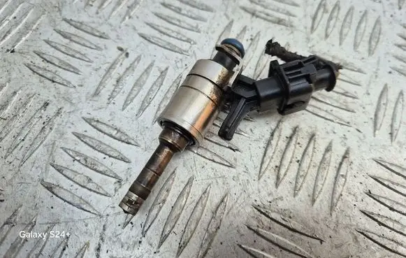 Mini One - Cooper Coupe R56 Fuel injector V7528351 7528351 V752835180
