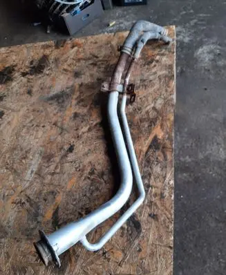 KIA Sorento Fuel tank filler neck pipe 