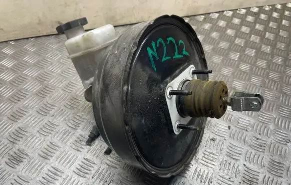 Hyundai Santa Fe Brake booster 585002B800