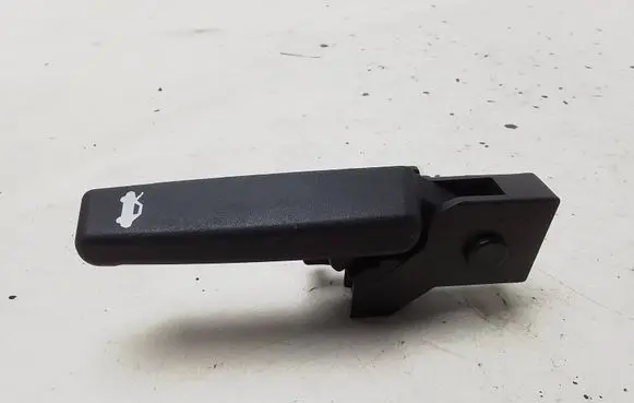 Opel Insignia A Engine bonnet (hood) release handle 