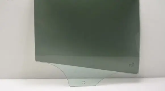BMW 5 F10 F11 Rear door window glass E643R00049