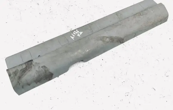 Nissan X-Trail T30 Front sill trim cover 769528H300