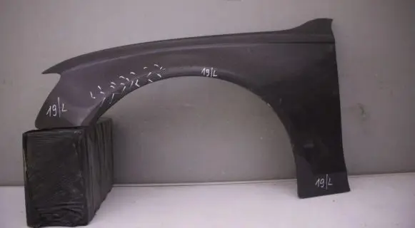 Fender mounting bracket