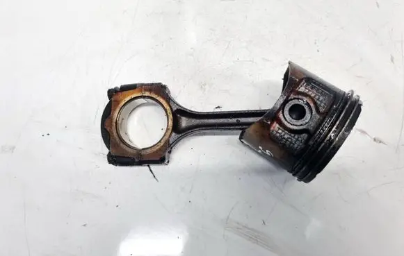 Renault Scenic I Piston with connecting rod