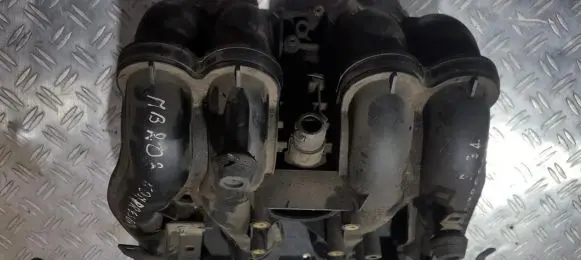 Mercedes-Benz C W203 Intake manifold
