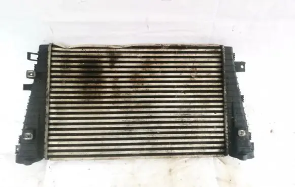 Opel Zafira B Intercooler radiator