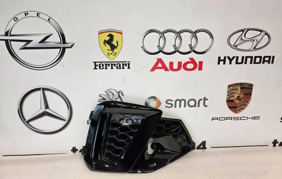 Audi A4 S4 B9 8W Front bumper lower grill 8W0807682BB