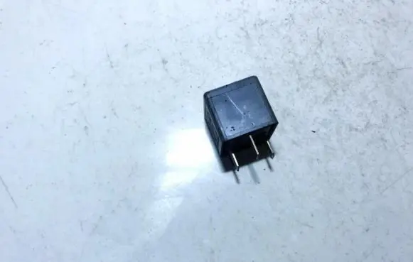 Skoda Octavia Mk1 (1U) Other relay 1j0906381a v23134b63x396